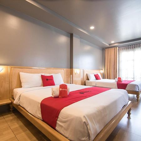 Reddoorz Plus Near Secc Ho-Chi-Minh-Stadt Exterior foto