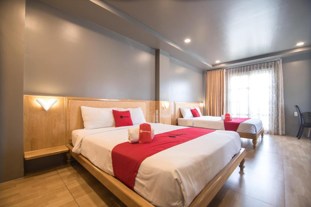 Reddoorz Plus Near Secc Ho-Chi-Minh-Stadt Exterior foto